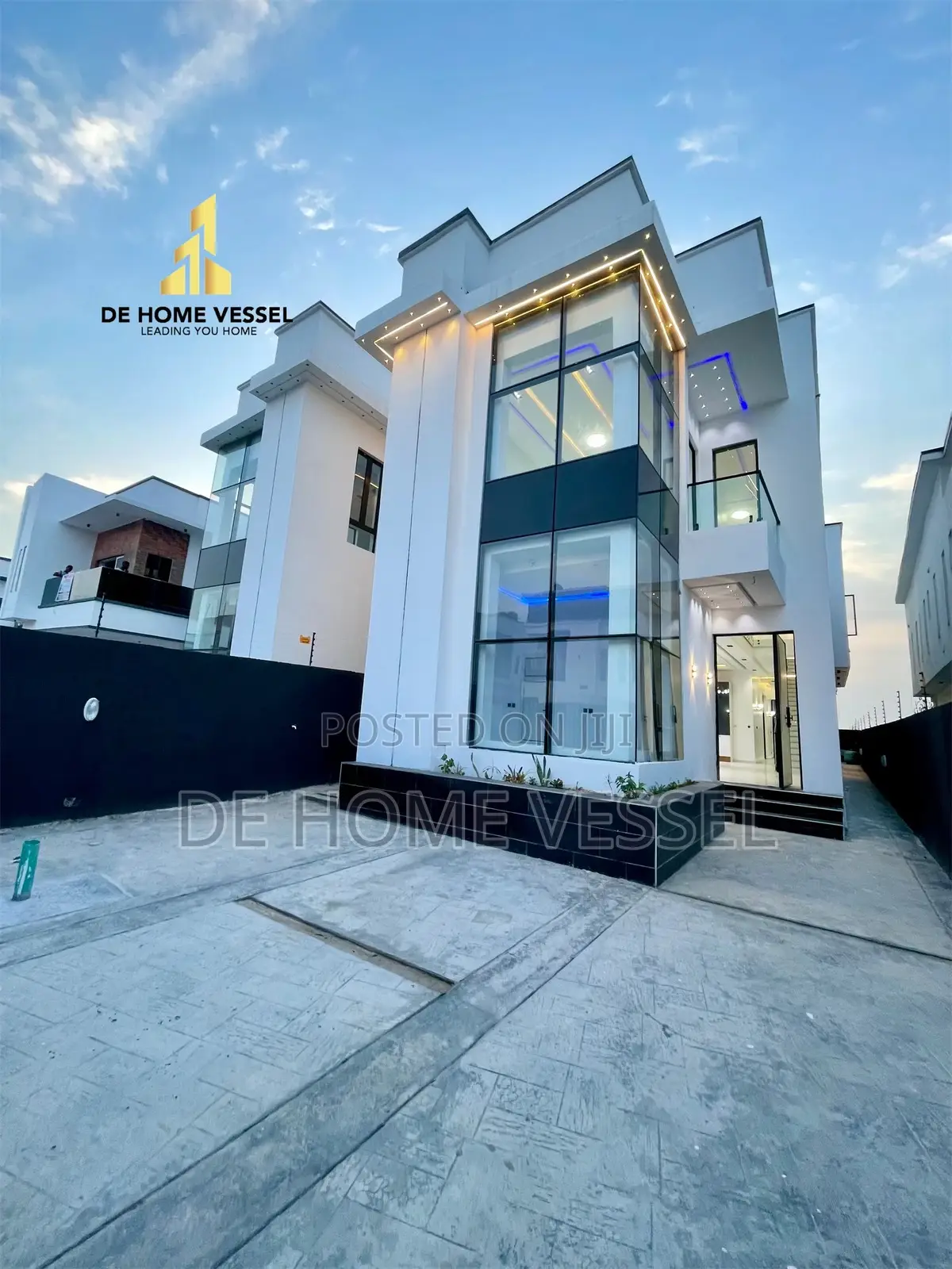 5bdrm Duplex in Ajah for sale