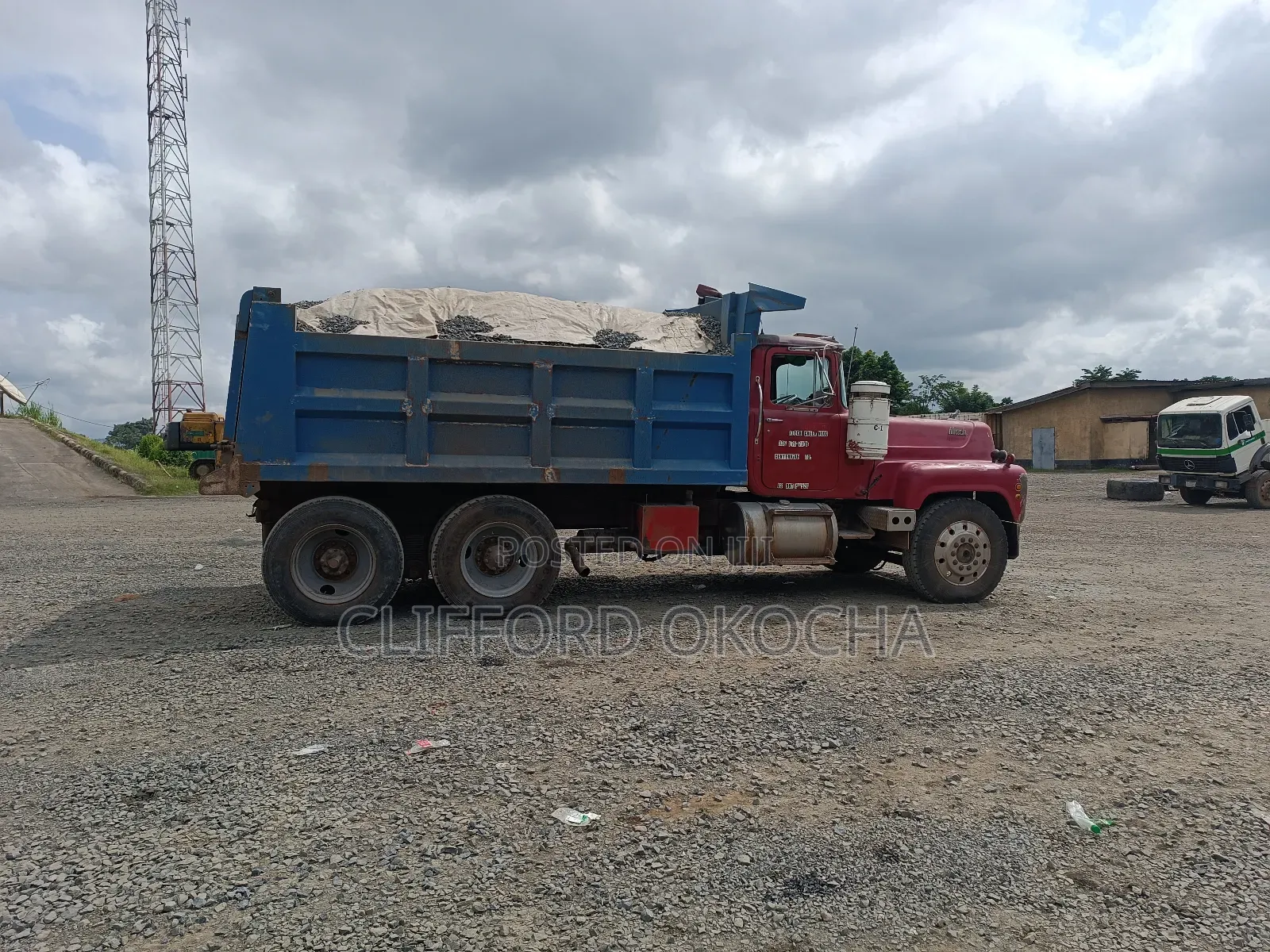 Chippings Granite Black and Iron Stone