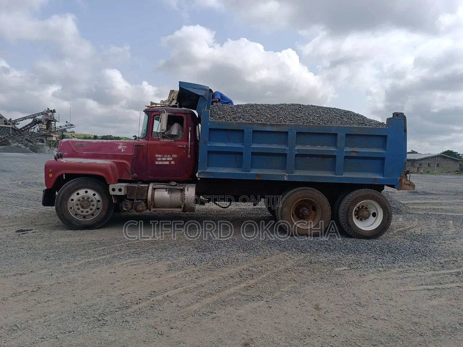 Chippings Granite Black and Iron Stone
