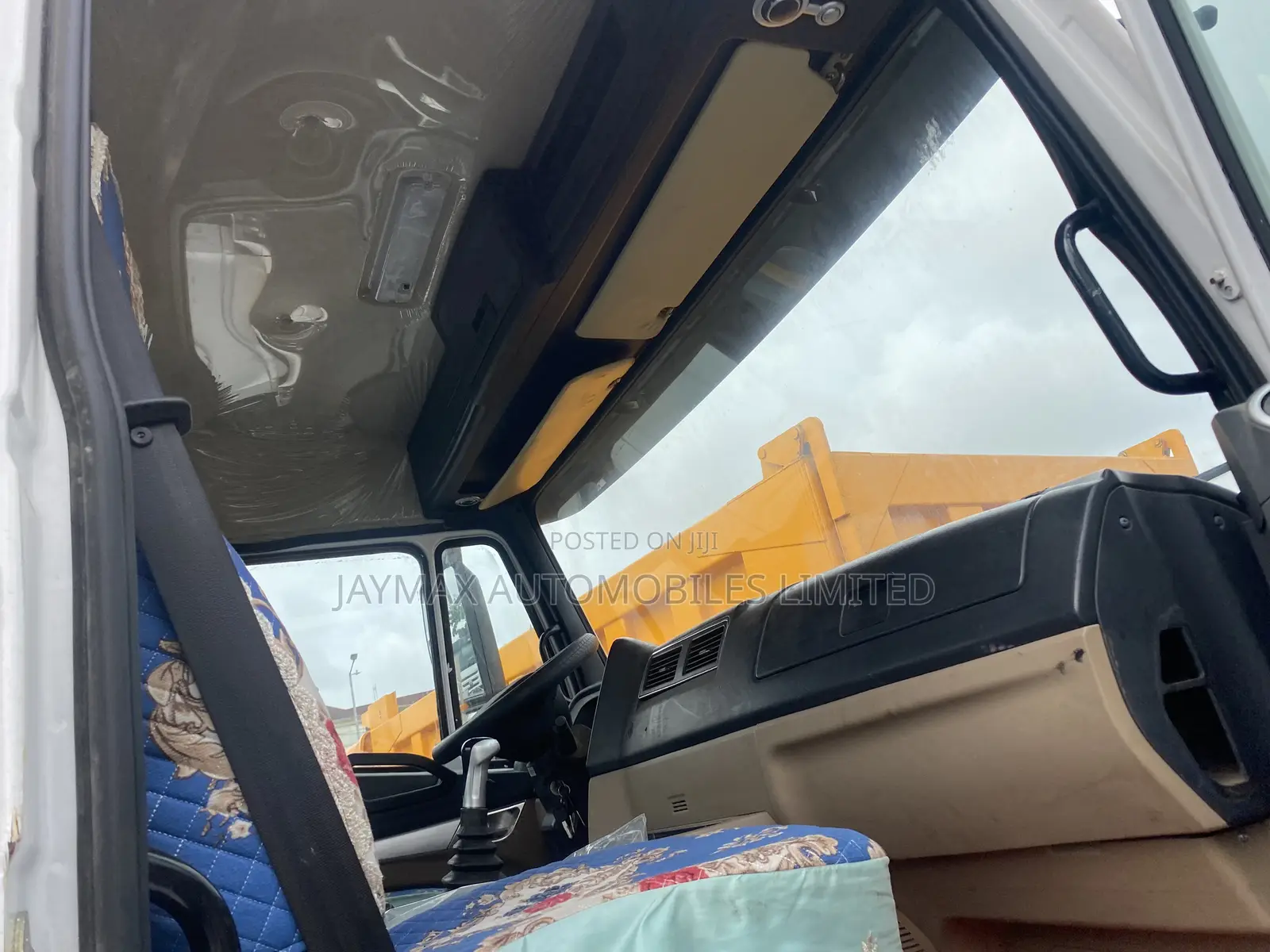 Howo Truck 371 2019 White