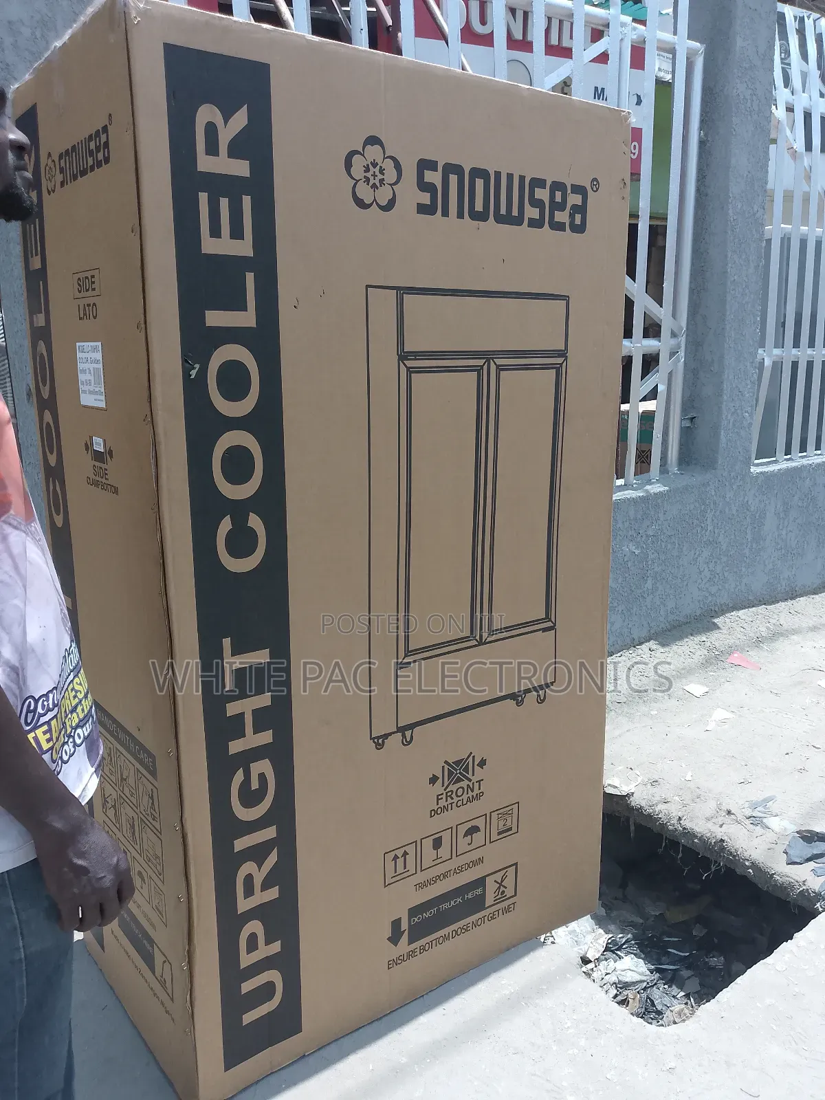 Original >Snowsea Chiller 630 L Doors Fridge Extra Cooling