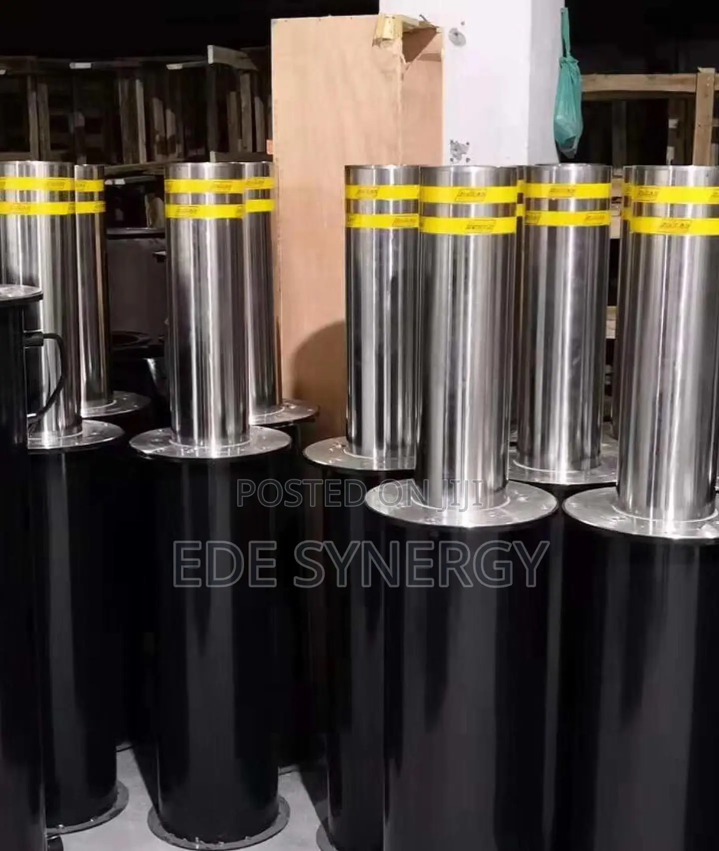 219mm Semi-automatic Hydraulic Bollard