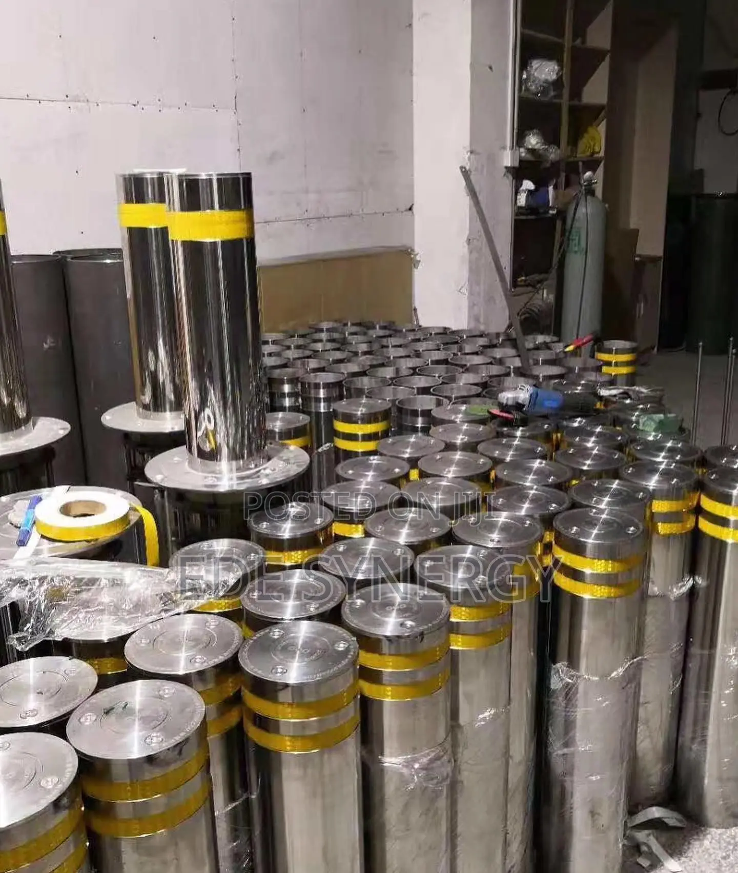 219mm Semi-automatic Hydraulic Bollard