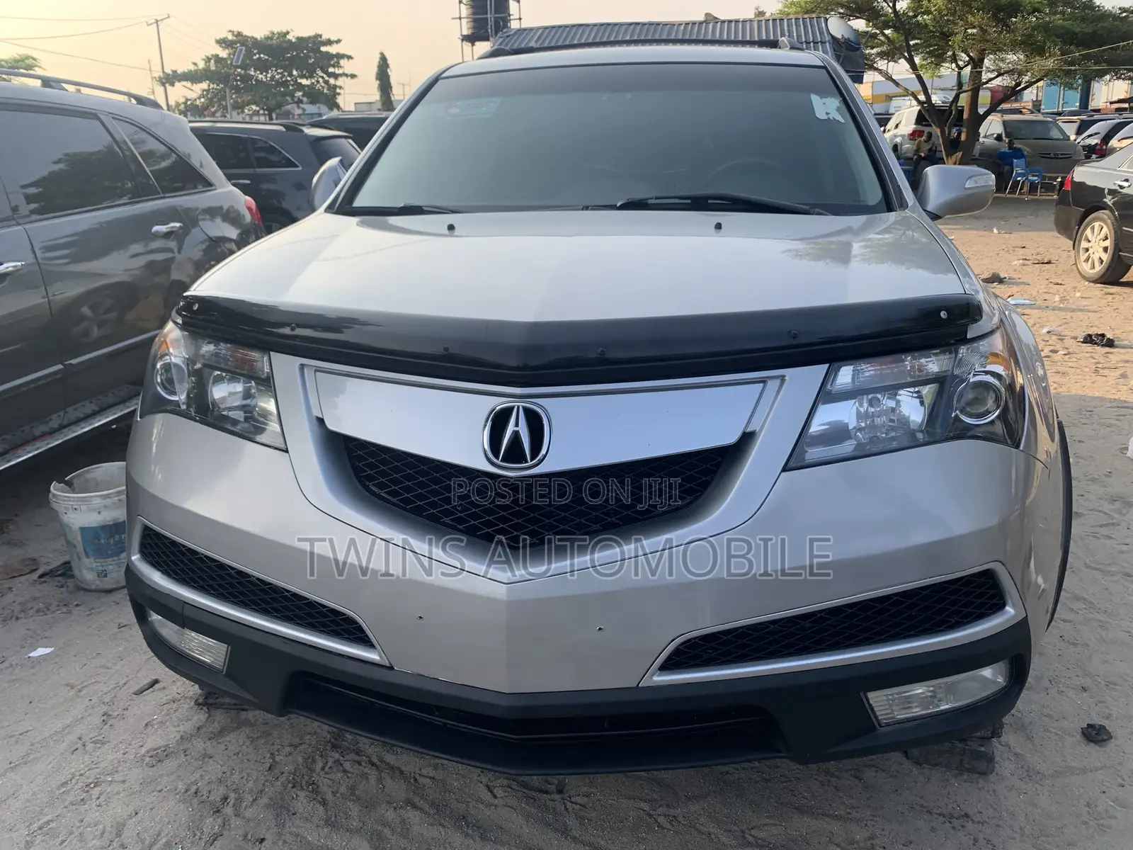 Acura MDX SUV 4dr AWD (3.7L 6cyl 6A) 2013 Silver