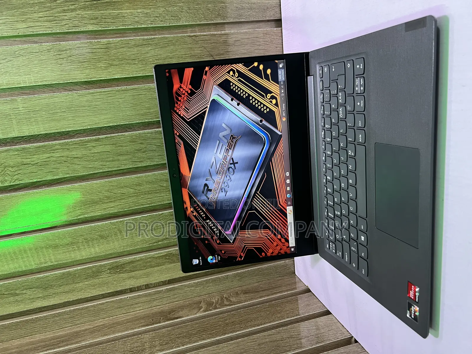 Laptop Lenovo Ideapad V14 IGL 8GB AMD Ryzen 3 SSD 256GB