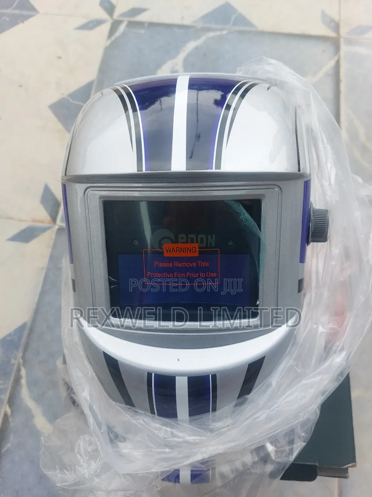 Auto Darkening Welding Helmet