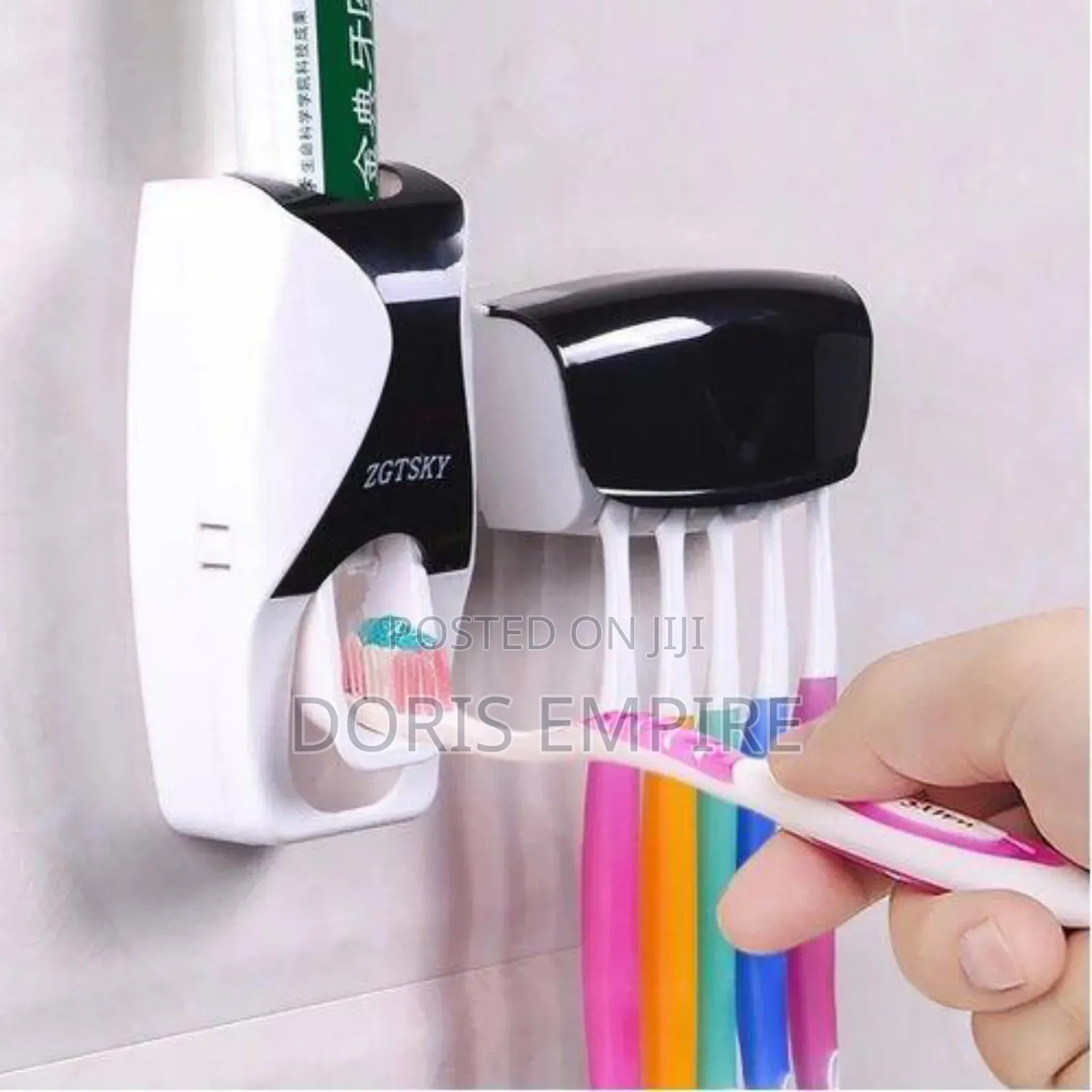 Automatic Toothpaste Dispenser and Toothbrush Storage