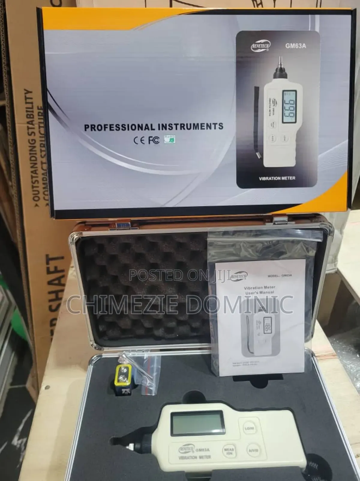 Digital Vibration Meter