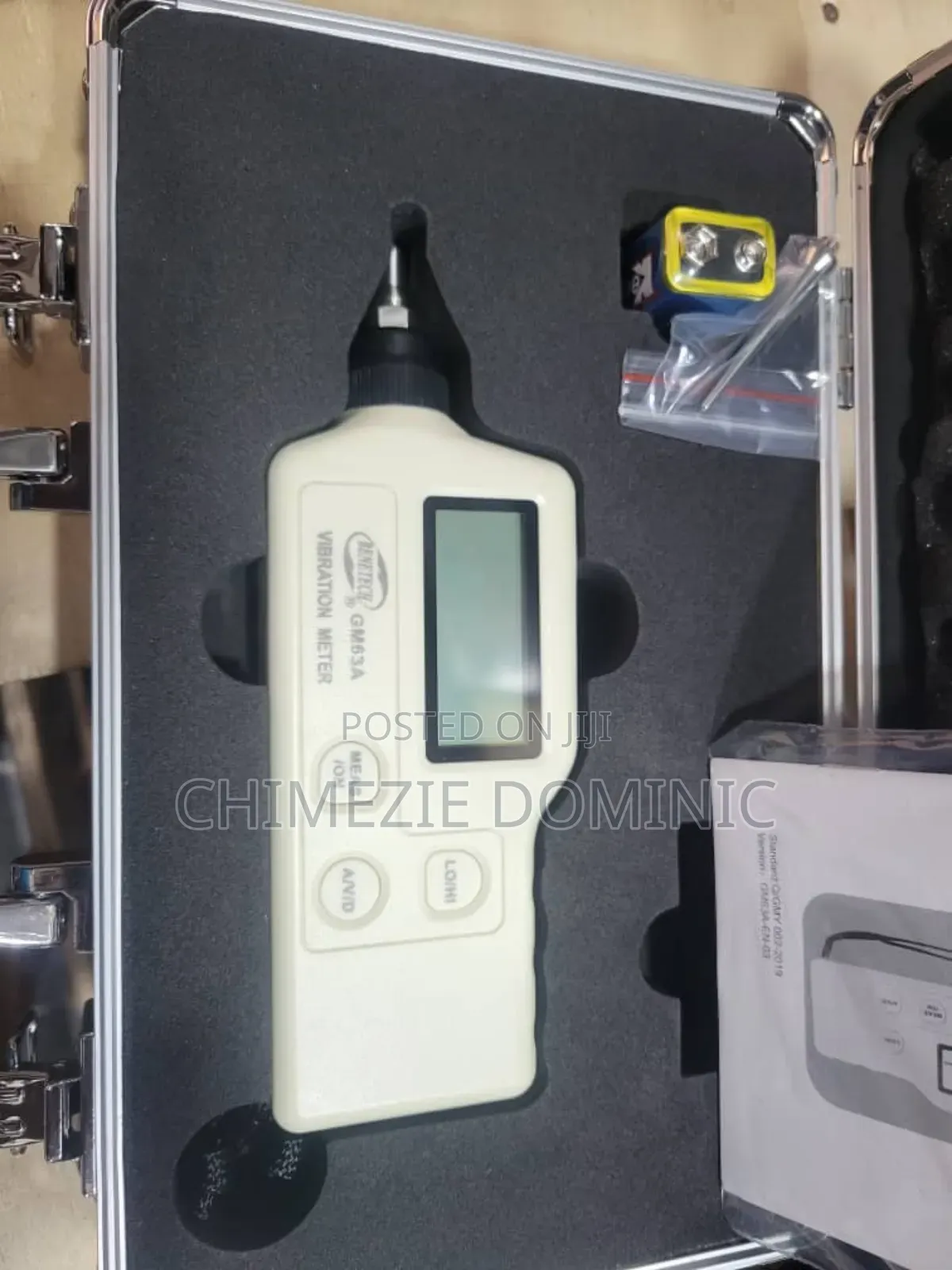Digital Vibration Meter