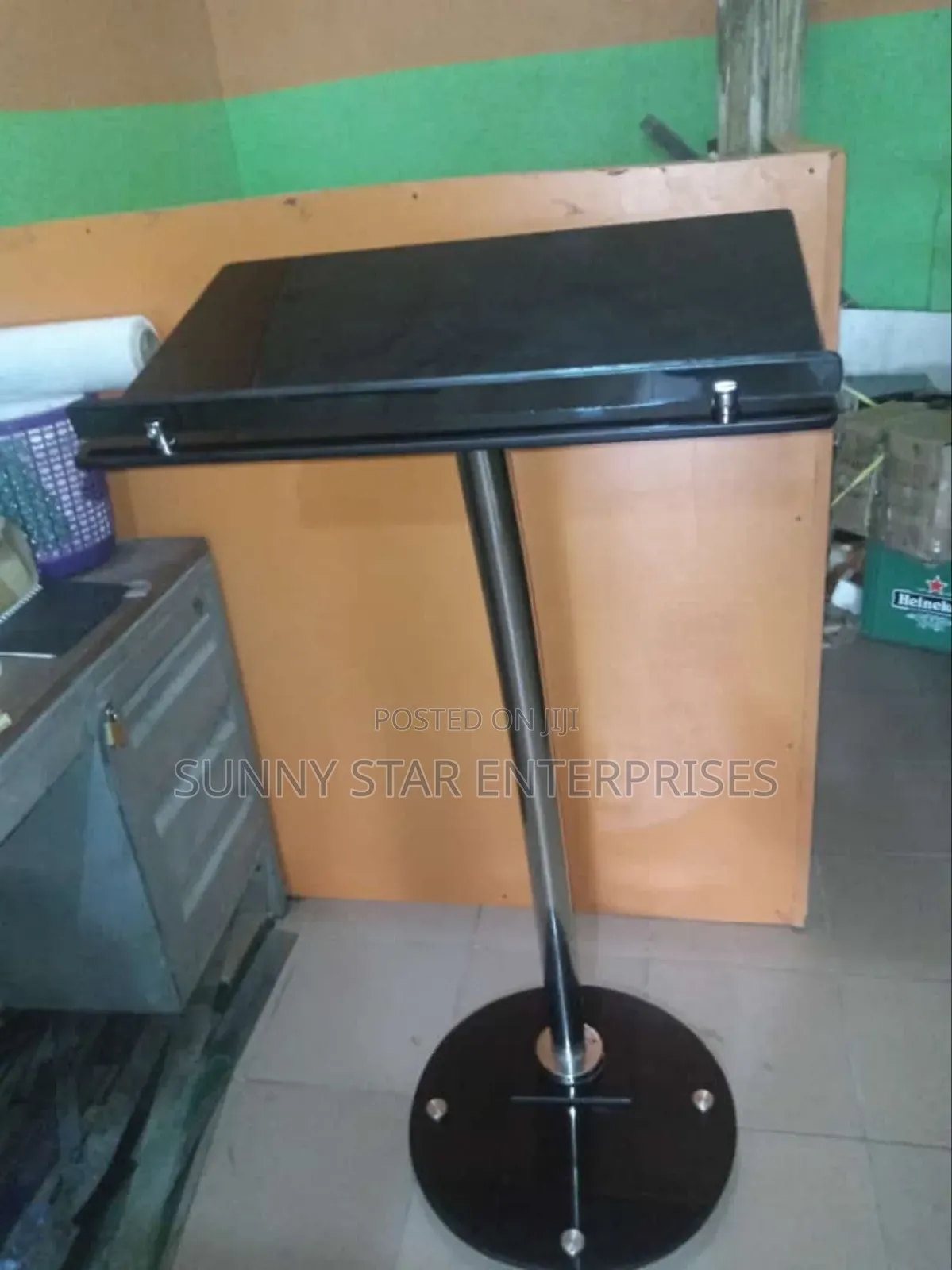 High Quality Executive Single Pole Glass Pulpit for Church