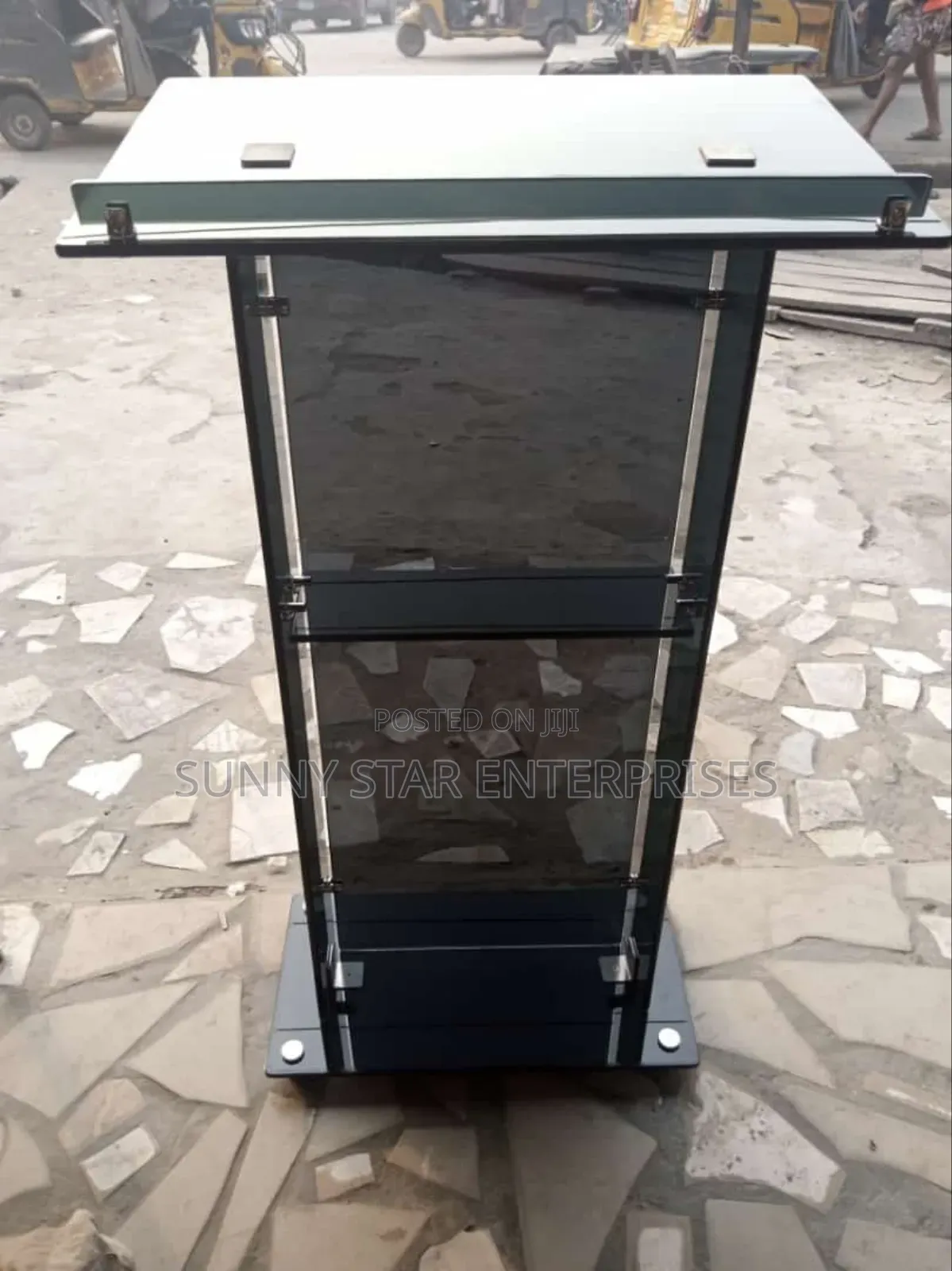 High Quality Executive Glass Pulpit for Church