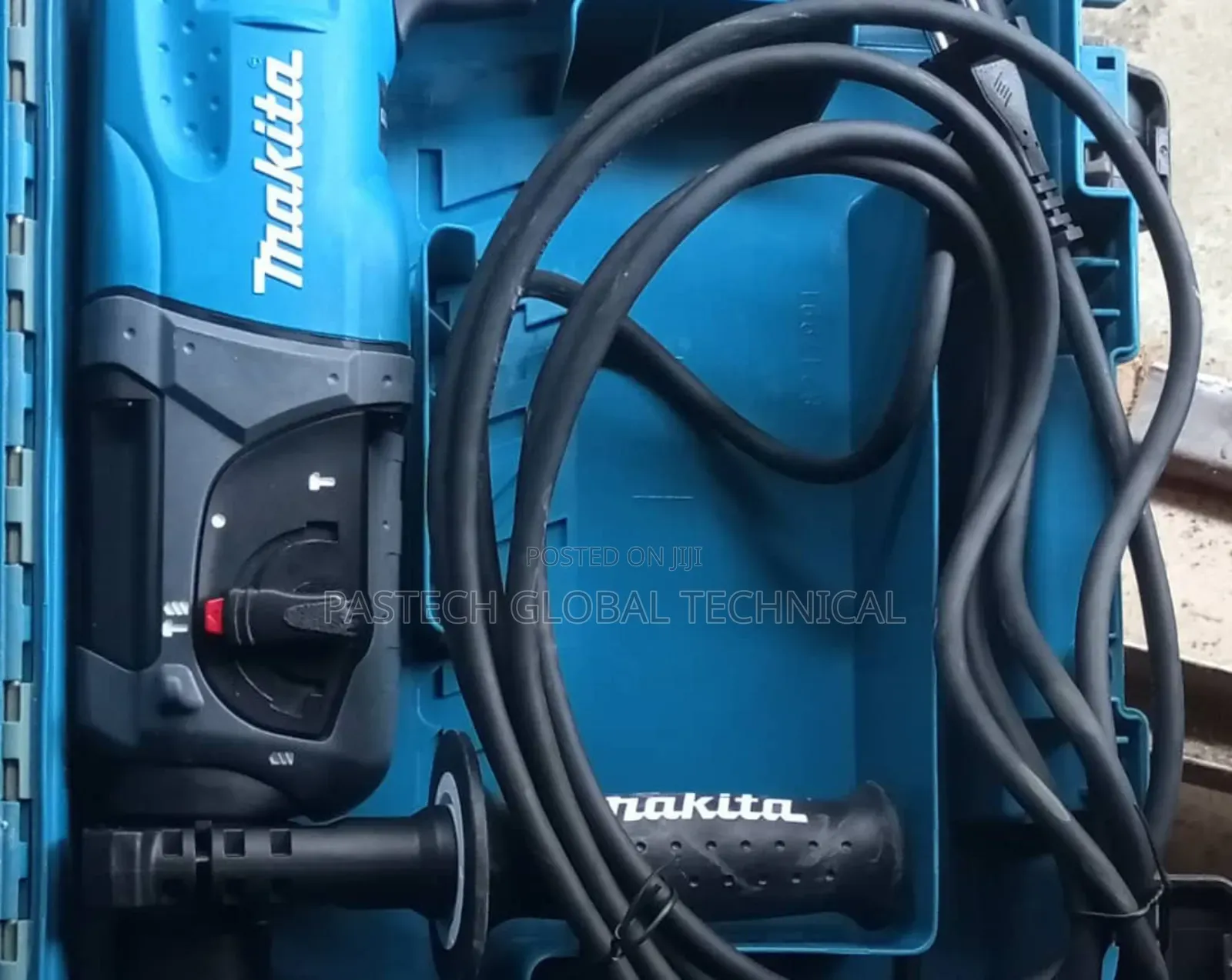 Makita HR2470 Rotary Hammer