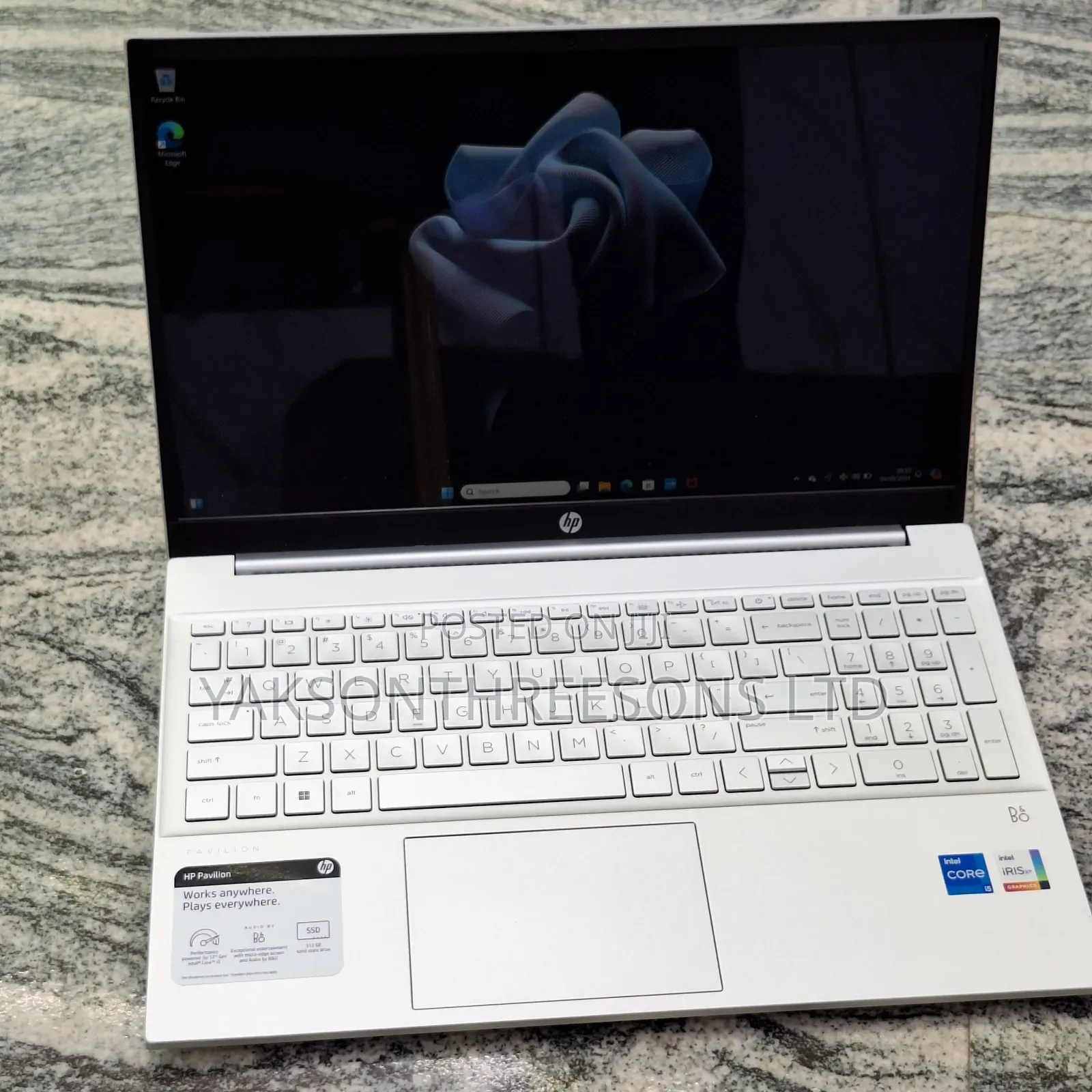 Laptop HP Pavilion 15-Eh0050wm 8GB Intel Core I5 SSD 512GB