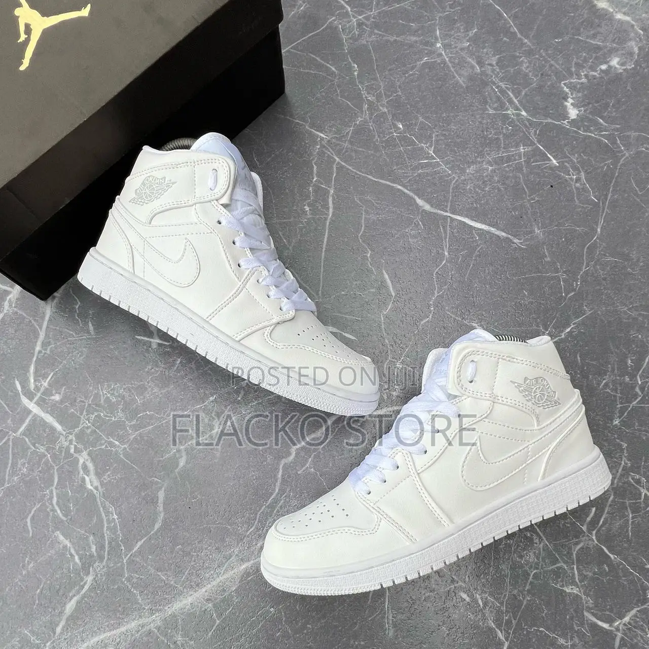 Original Air Jordan 1 Retro High Triple White Sneakers