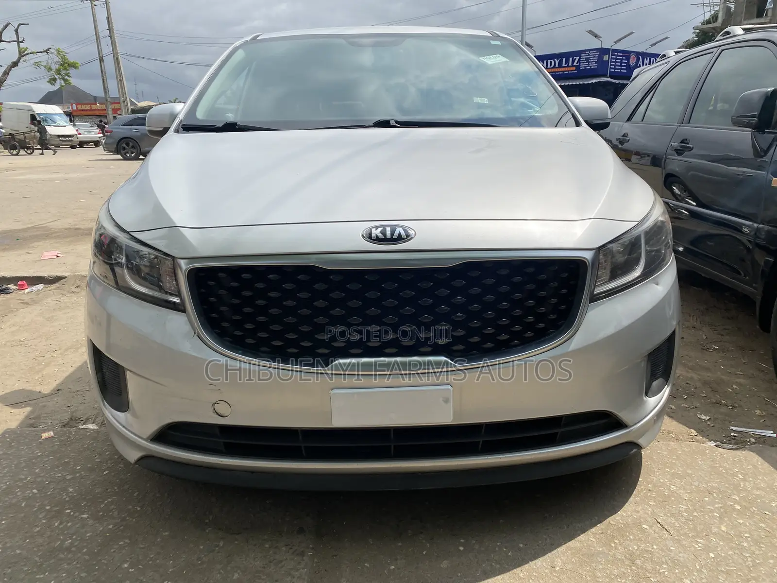 Kia Sedona 2015 Silver