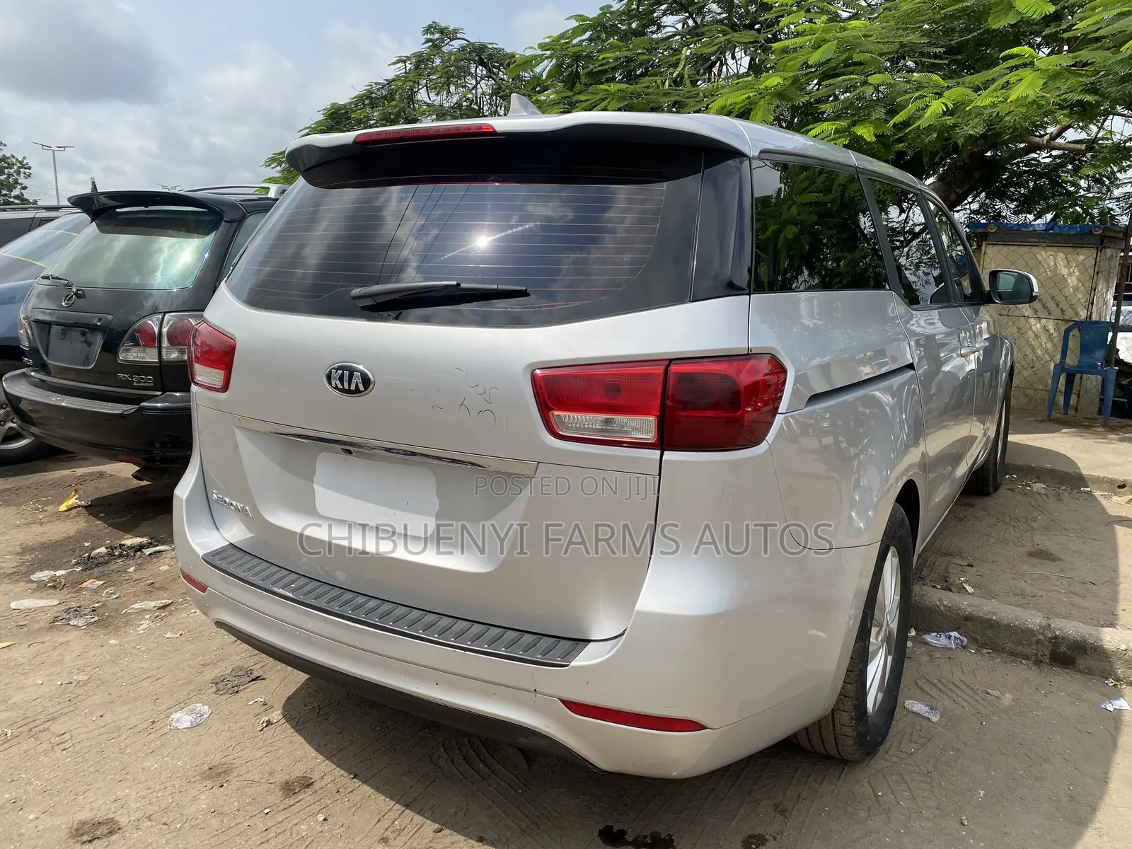 Kia Sedona 2015 Silver