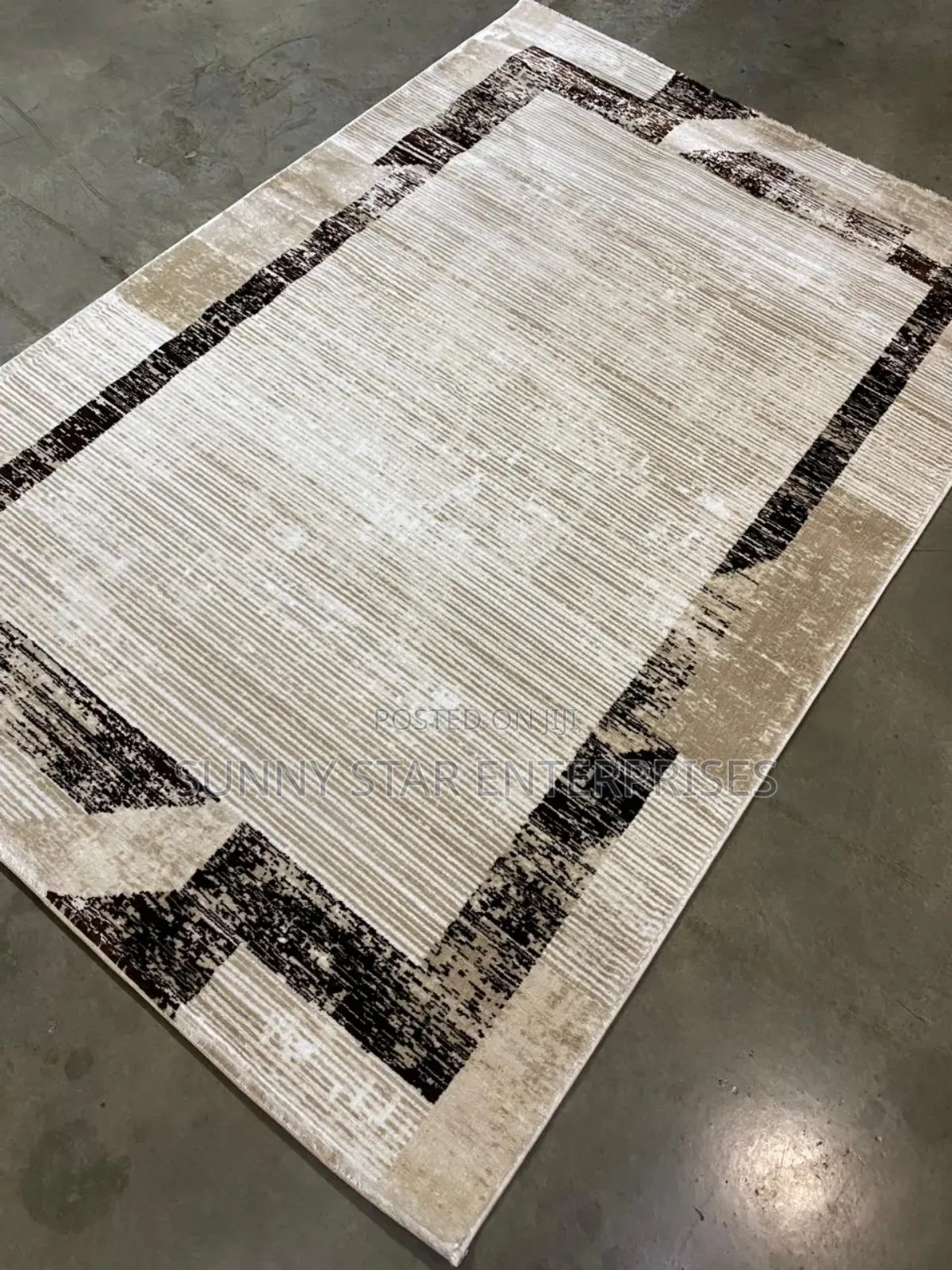 High Quality 5ft by 7ft VIP Turkish Center Rug