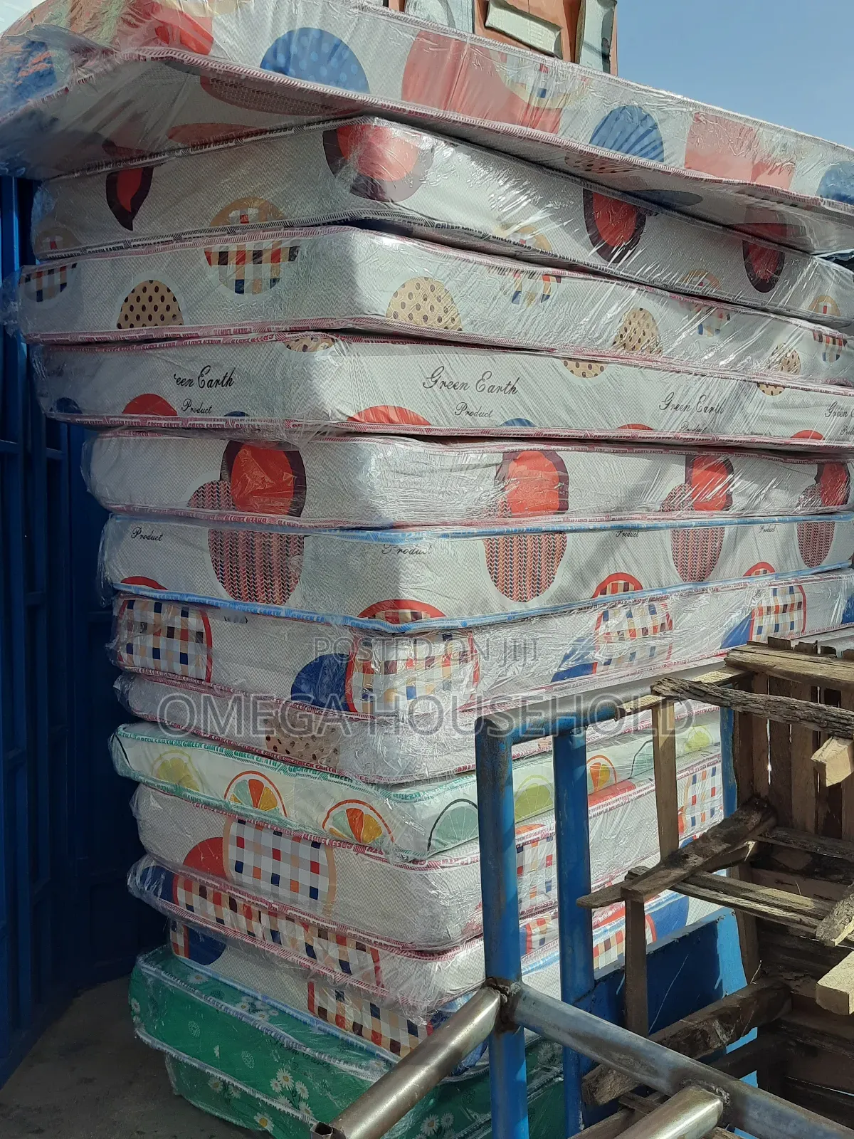 2 1⁄2 6fit By 6inches Semi Orthopaedic Mattress.