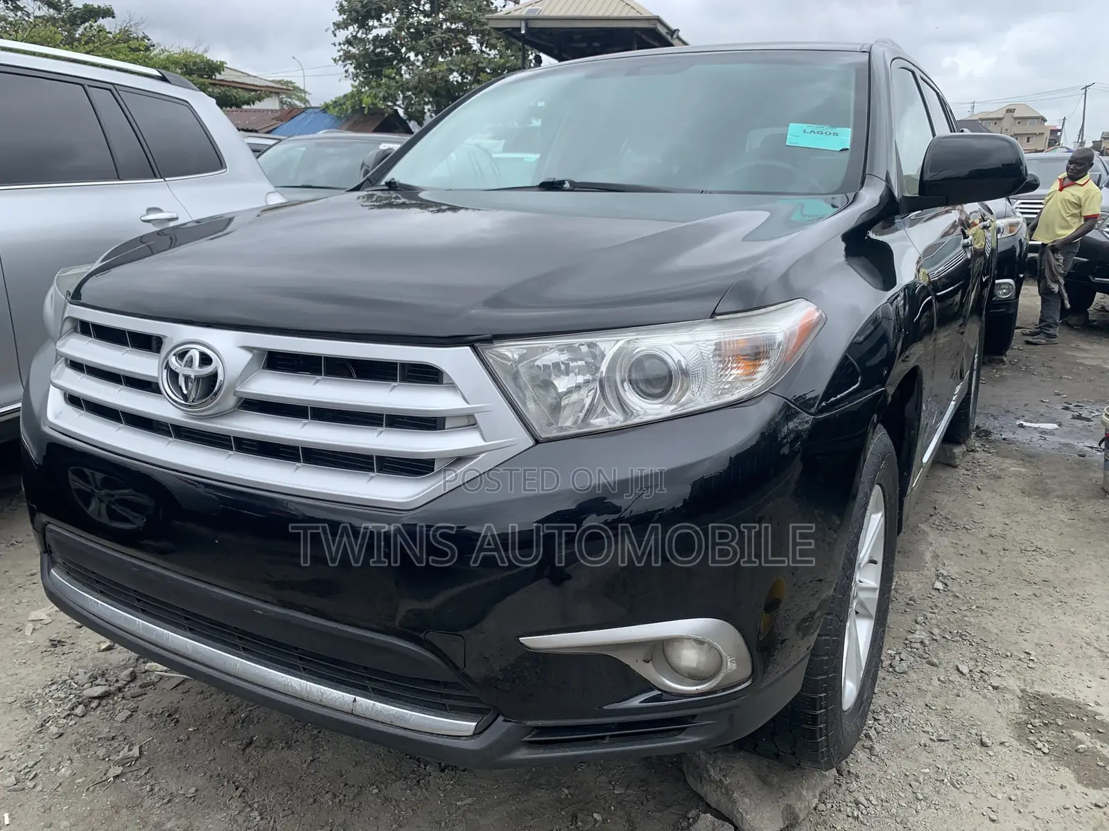 Toyota Highlander Limited 3.5l 4WD 2013 Black