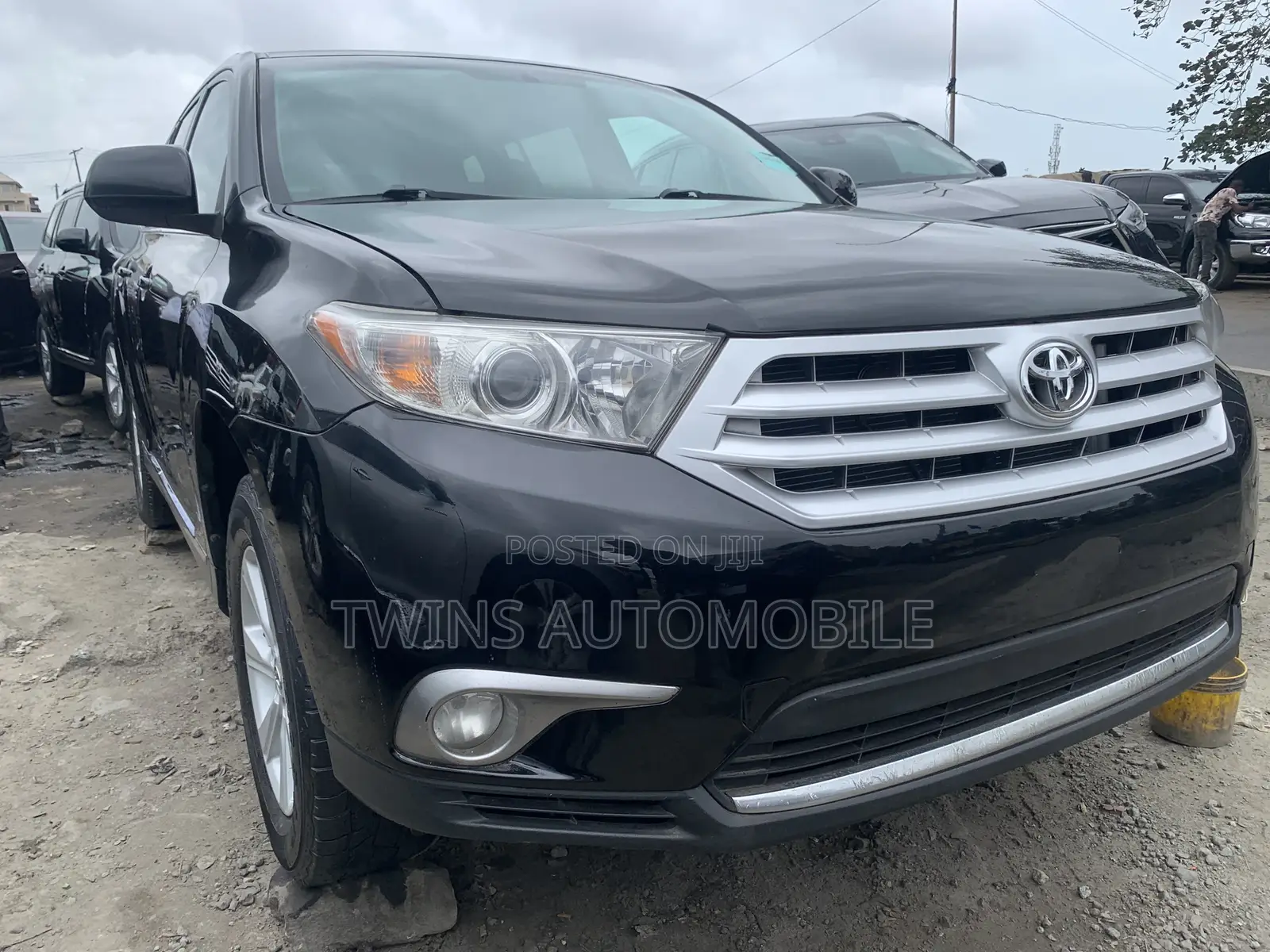 Toyota Highlander Limited 3.5l 4WD 2013 Black