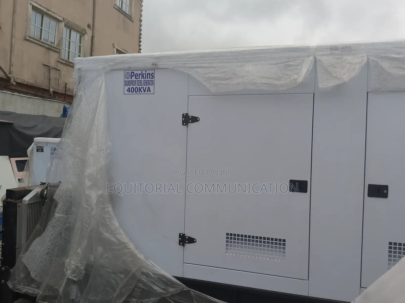 Convienent Perkins 400kva Soundproof Generator