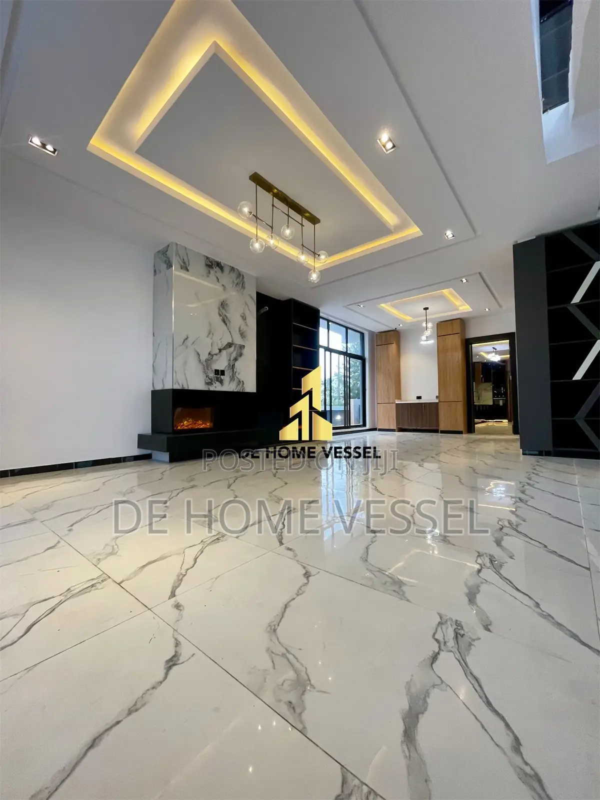 5bdrm Duplex in Ikota for sale