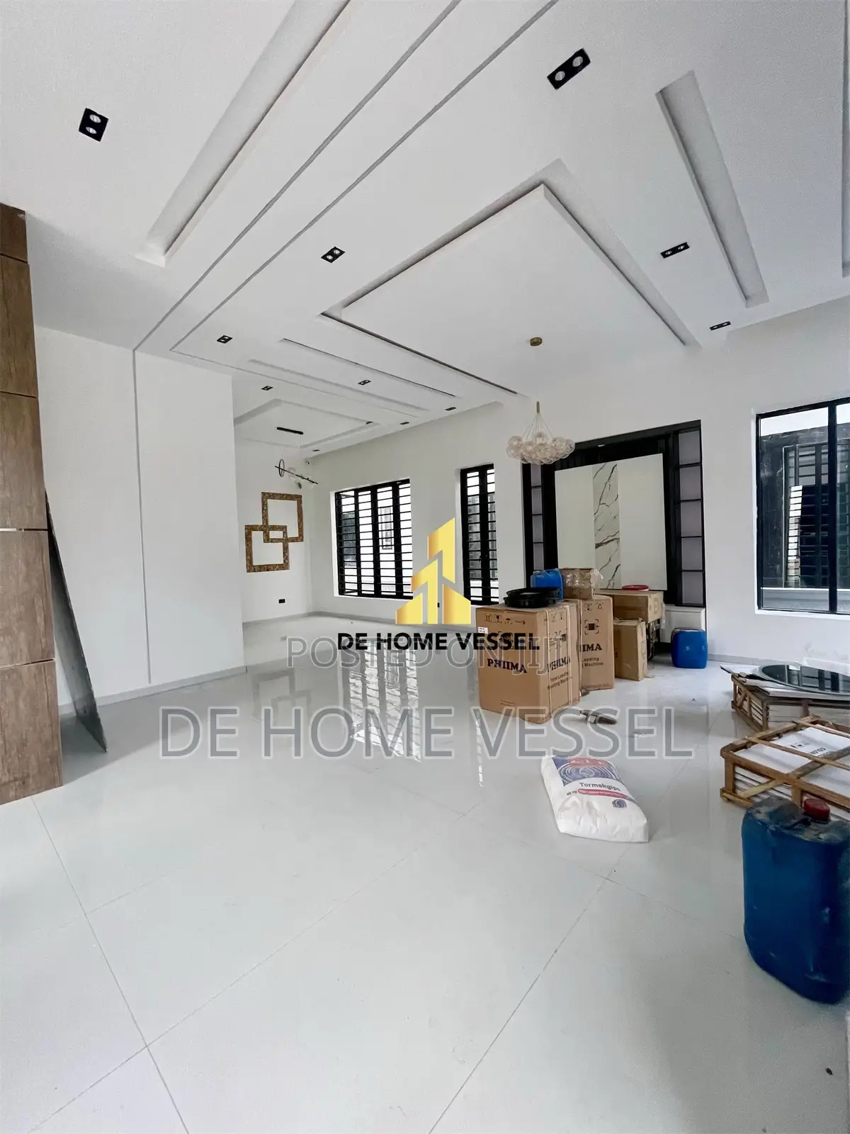 5bdrm Duplex in Ikota for sale