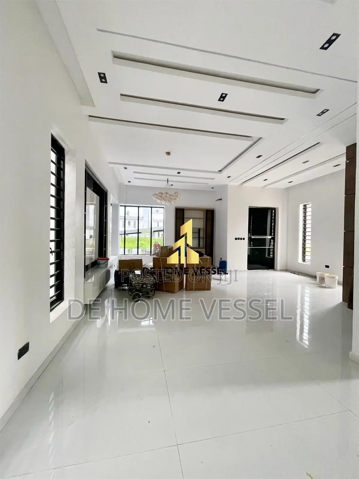 5bdrm Duplex in Ikota for sale
