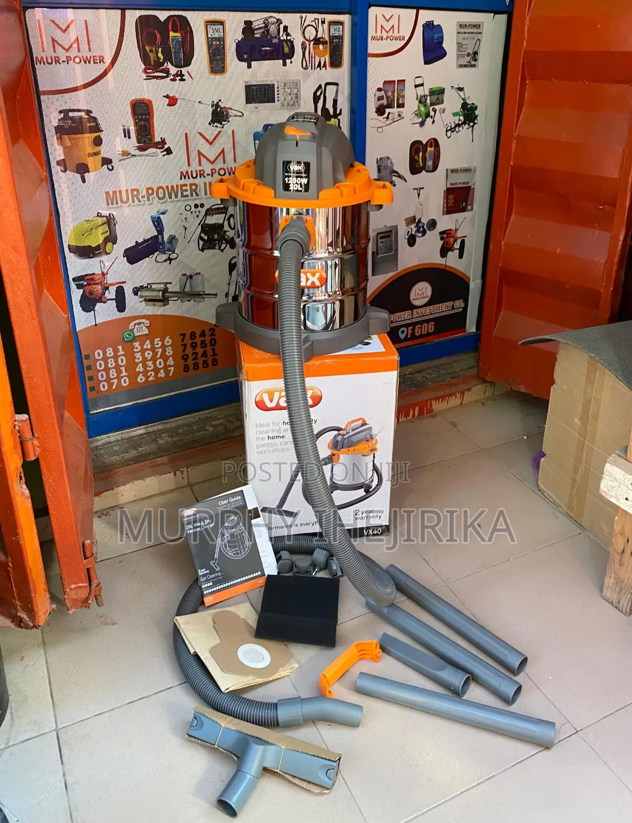 Vax VX40 Wet and Dry Vacuum Cleaner 
Heavy Duty