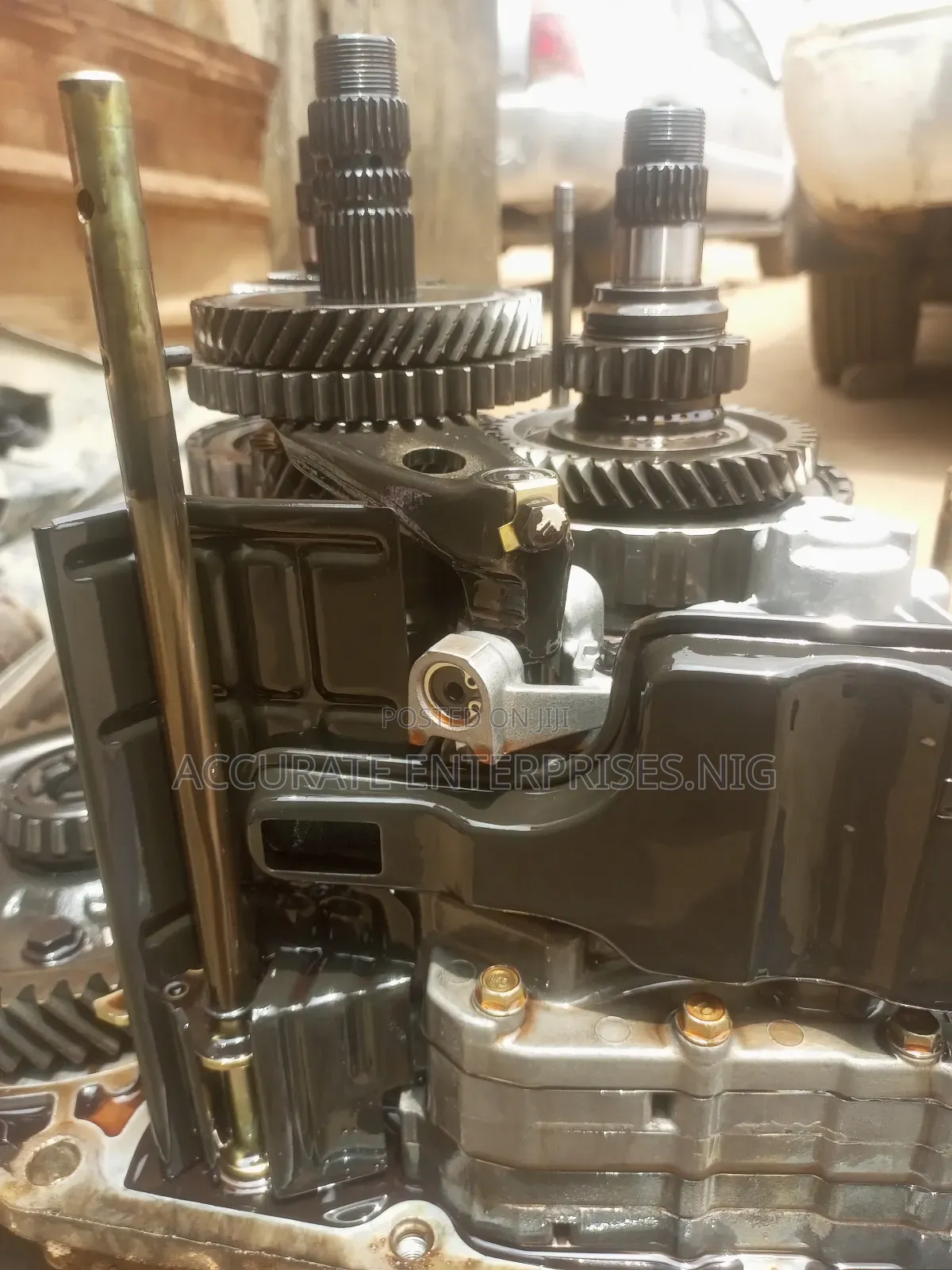 Hala/Bull Dog Gearbox