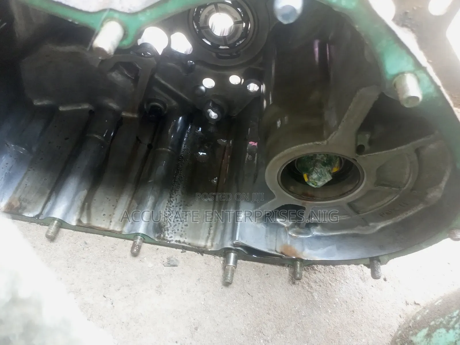 Hala/Bull Dog Gearbox