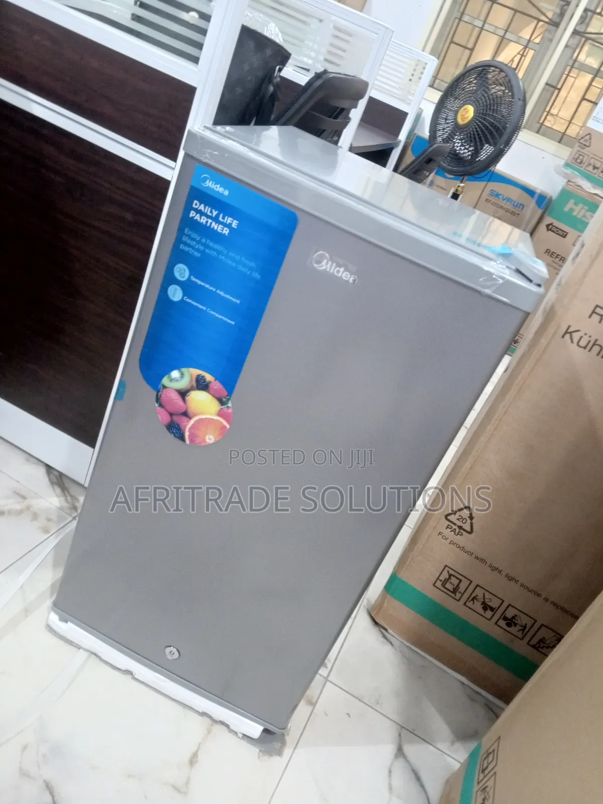 Midea Compact-Series Fridge 85 Litres- Even-Cool