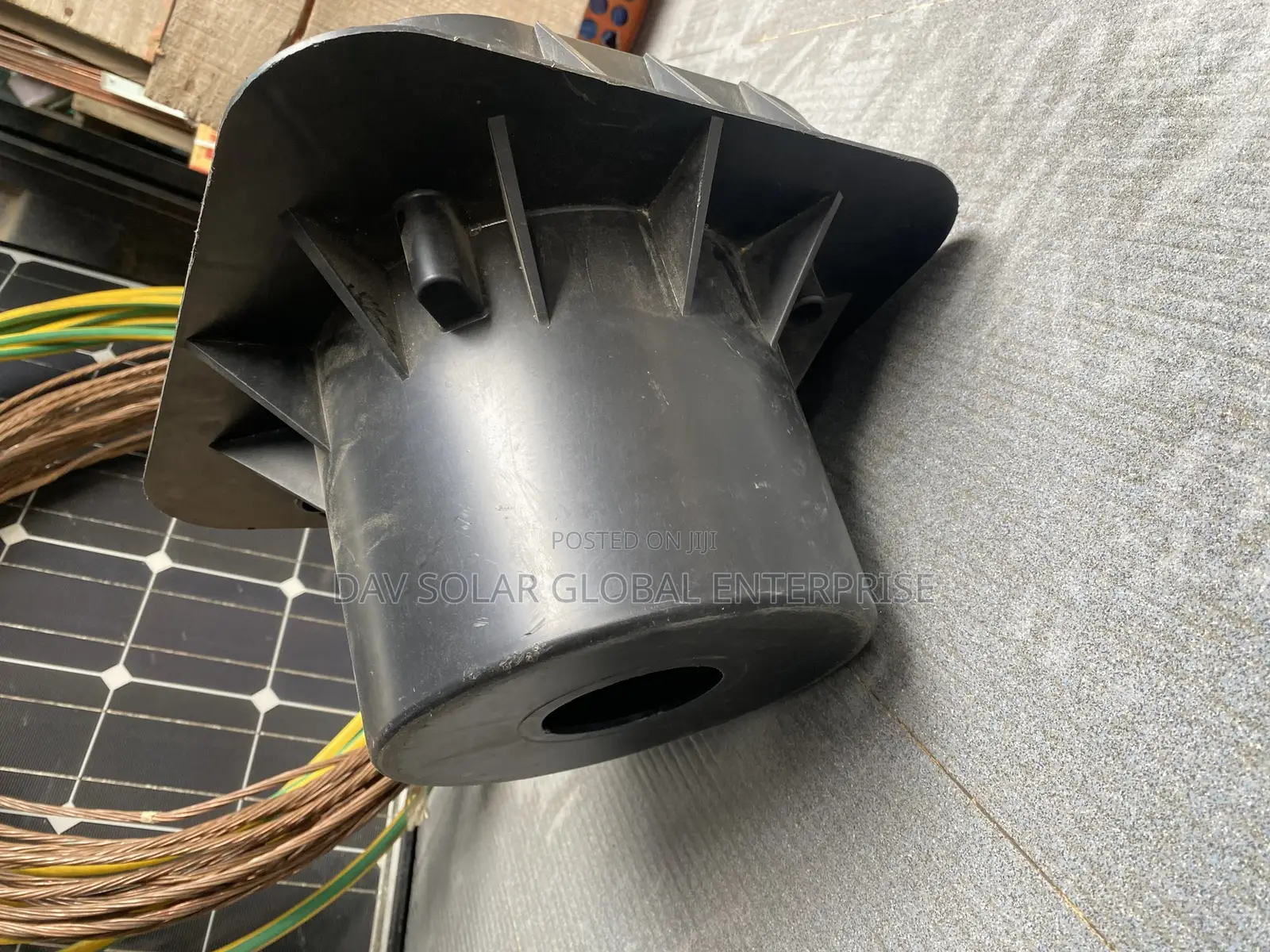 Earth Bus Chamber