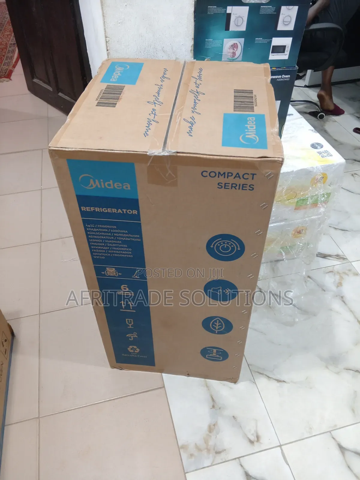 Midea 85 Liter Refrigerator Hs1112l - Separate Compartments