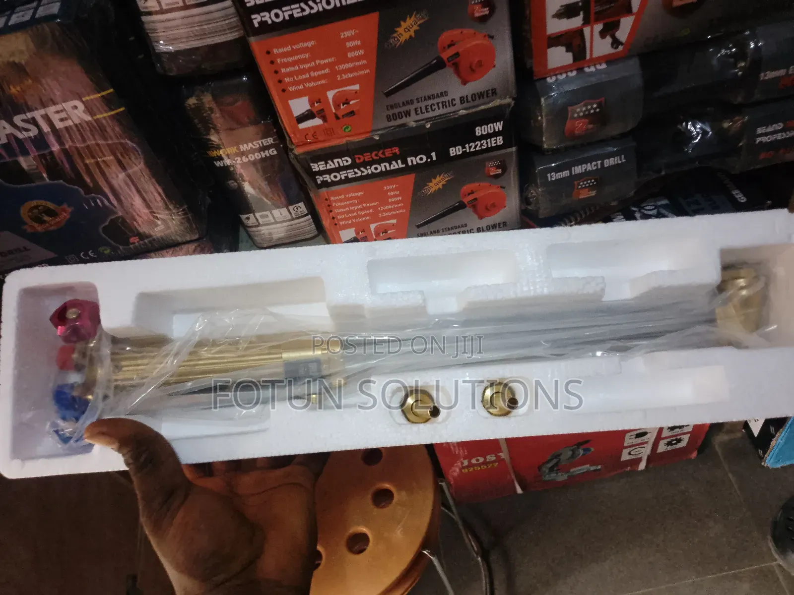 Moles Cutter