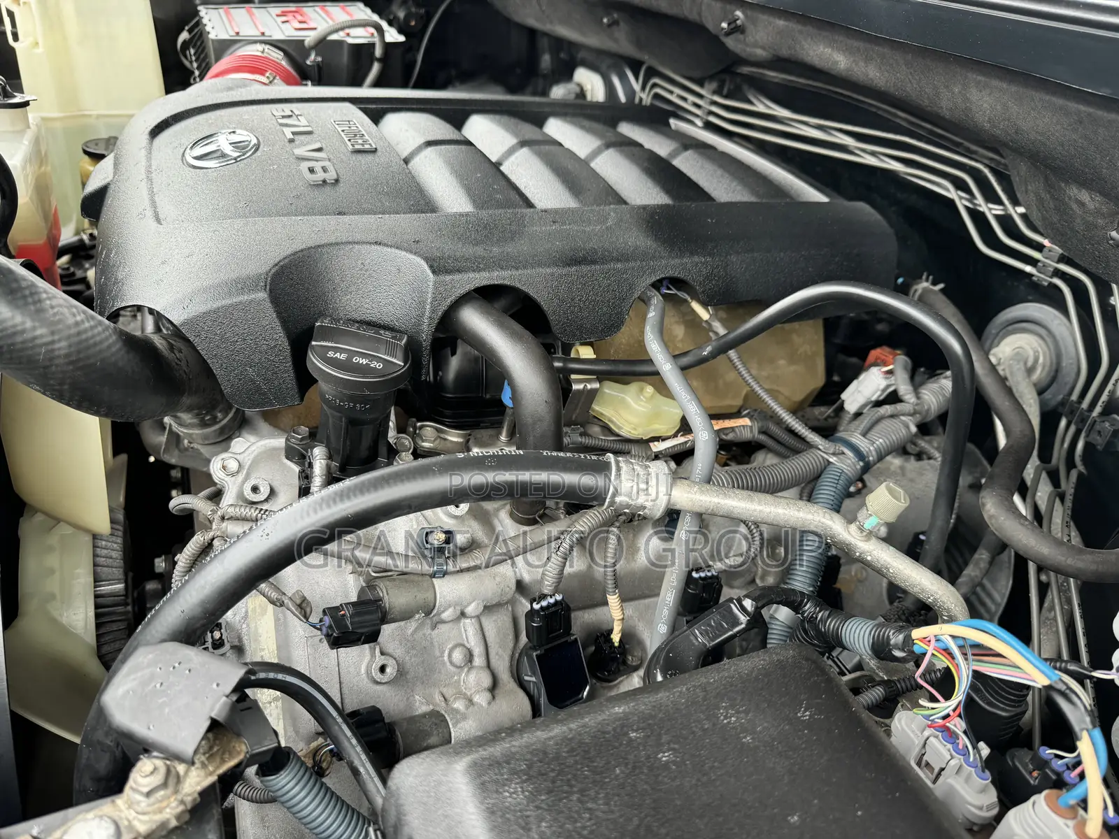 Toyota Tundra 1794 5.7L V8 w/FFV 4x4 CrewMax 5.6 ft. box 145.7 in. WB