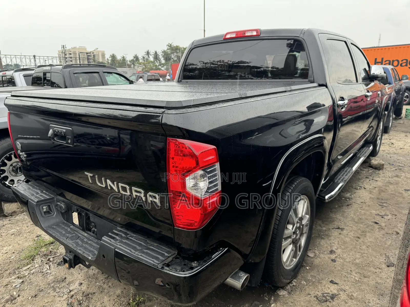 Toyota Tundra 1794 5.7L V8 w/FFV 4x4 CrewMax 5.6 ft. box 145.7 in. WB