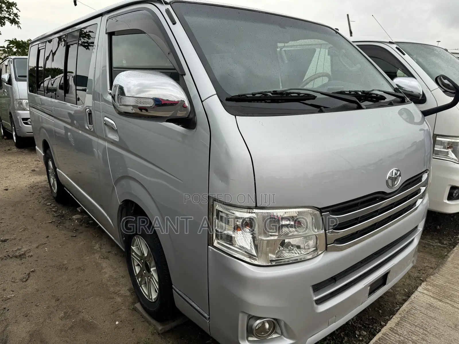 Toyota HiAce 2008 Silver