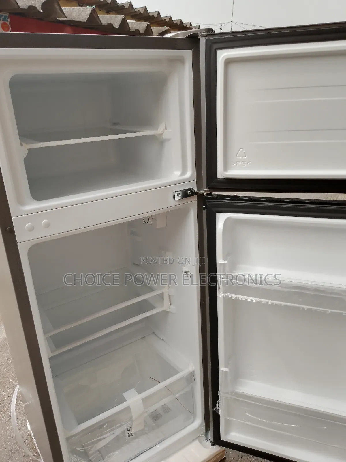 Brand New Hisense Fridge Double Door 172