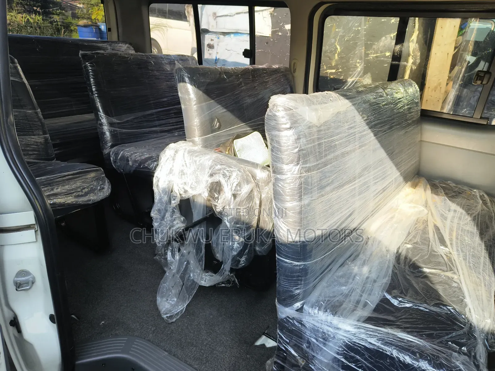 Toyota HiAce 2012 White