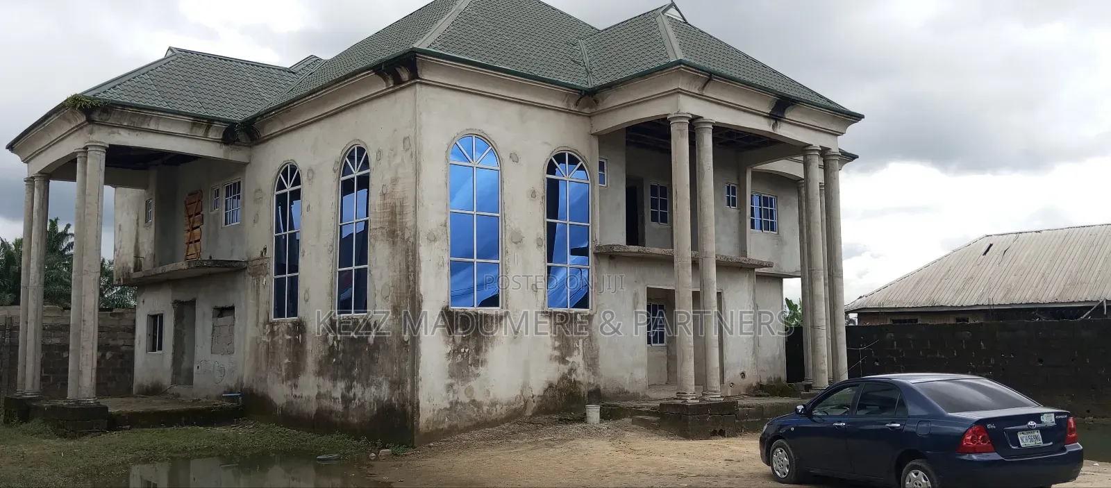 11bdrm Duplex in Rumuesara Eneka , for sale