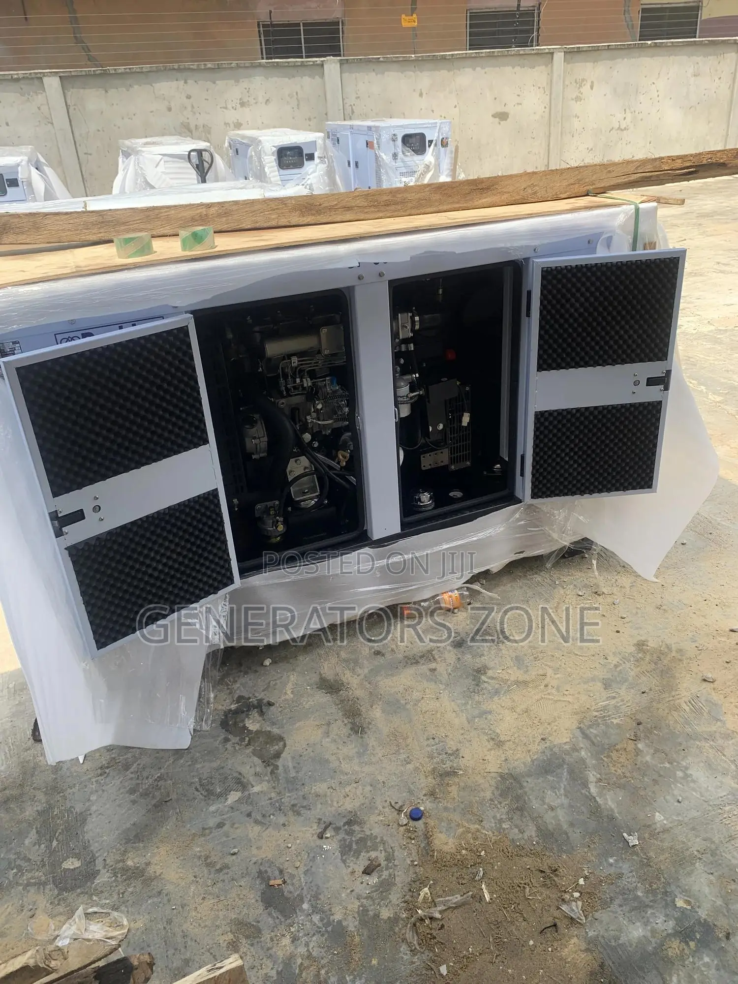 Efficient System 30kva Perkins Soundproof Generator