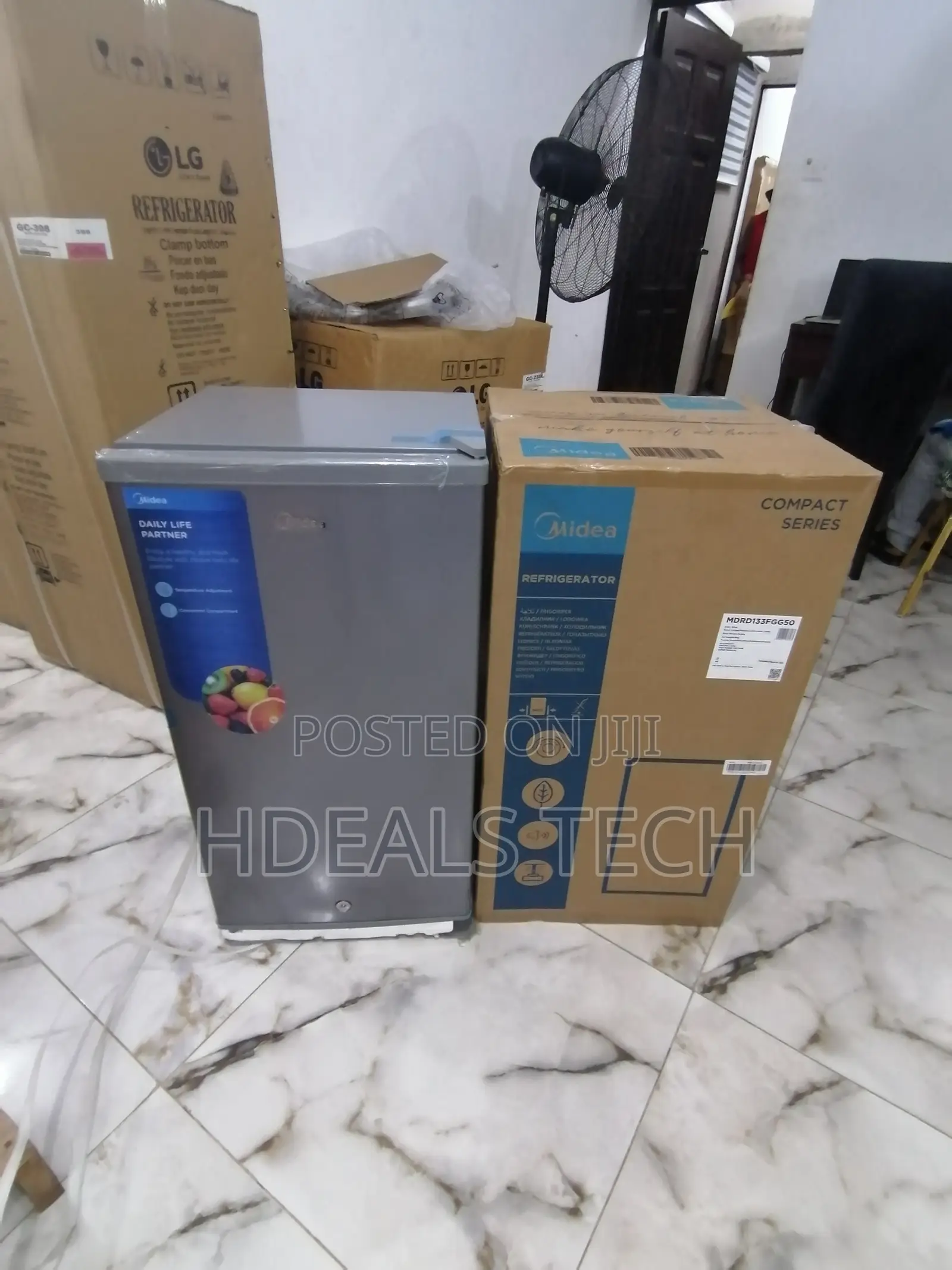 Top - Rated Single Door Refrigerator 90L - MIDEA