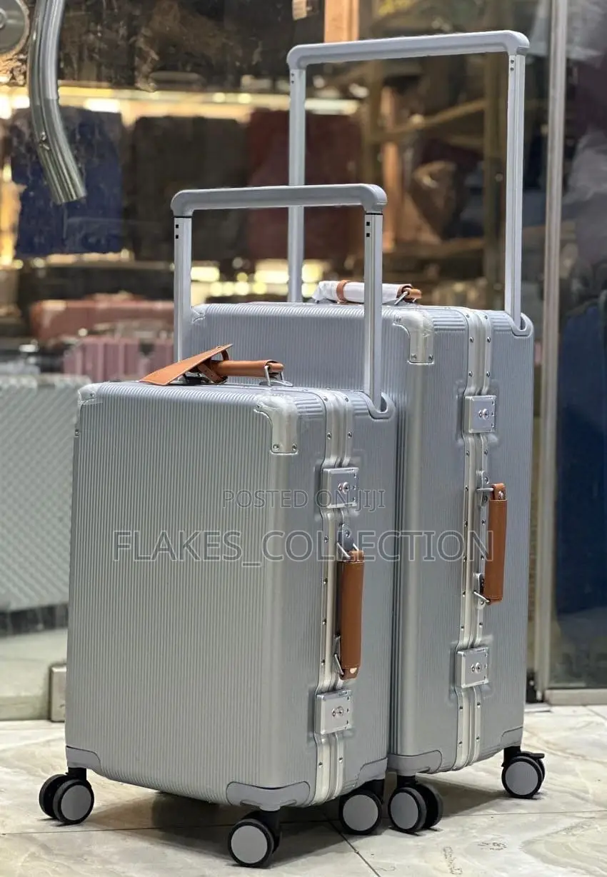Set of 2 Luxury Wide Handle Luggage Box