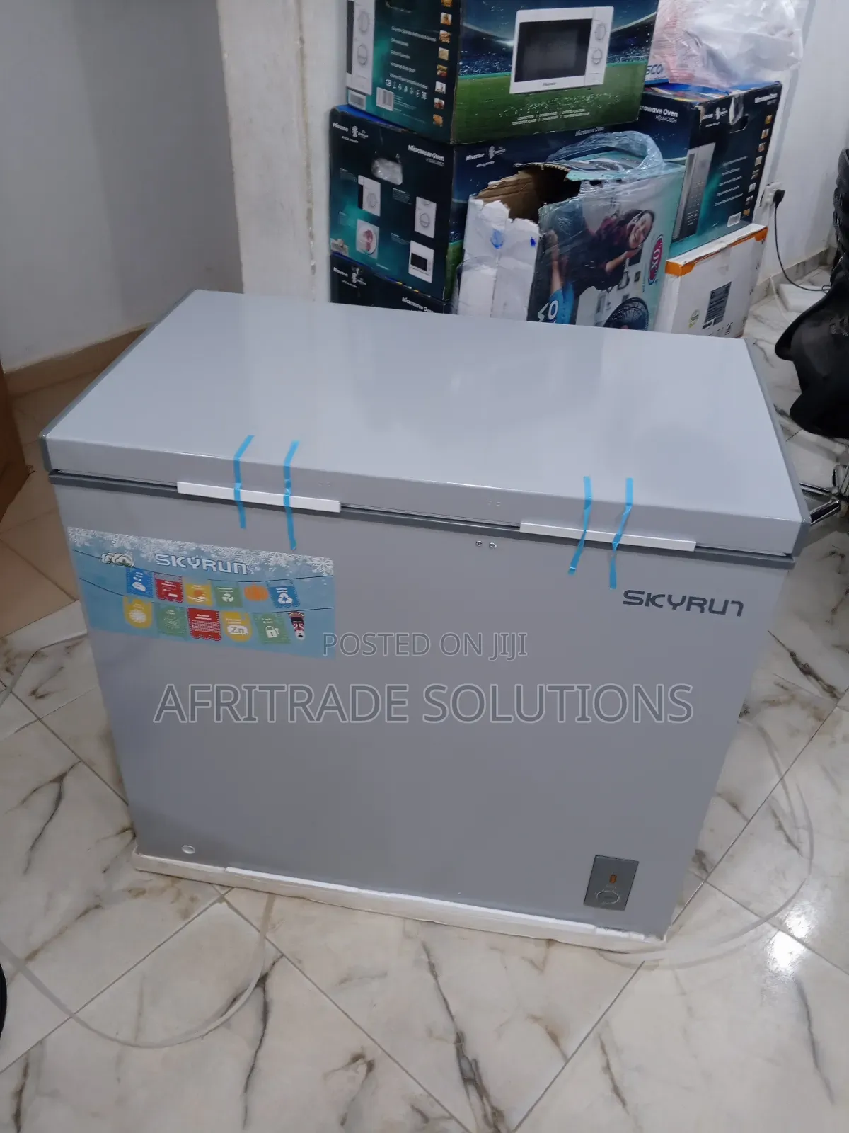 Skyrun Large Freezer 200 Liters