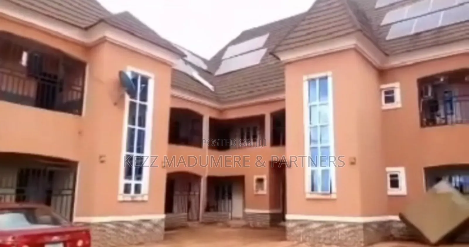 10bdrm Block of Flats in Premier Layout , for sale