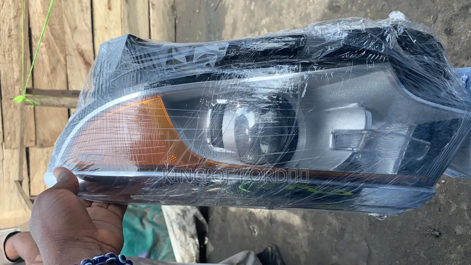 Ford Edge 2013 Headlight