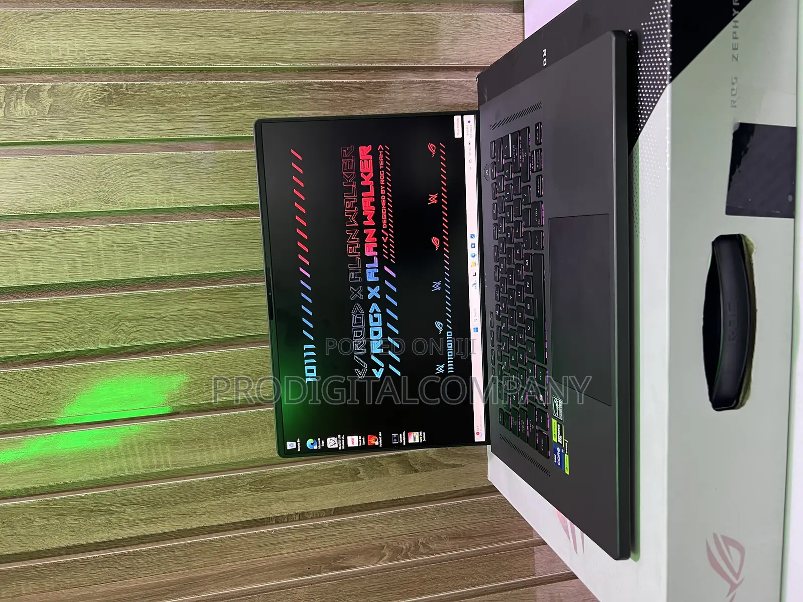 Laptop Asus ROG Zephyrus G16 16GB Intel Core i7 SSD 512GB