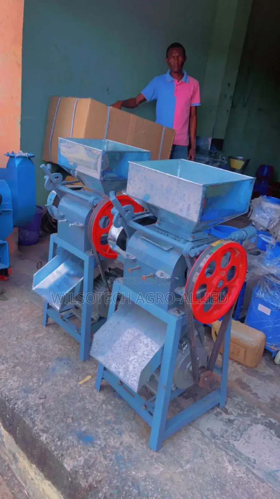 Crumbling Machine for Better Nourishing of Day Old Chicks