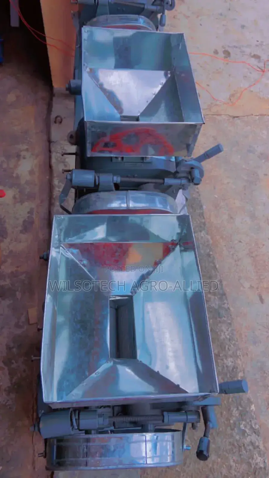 Crumbling Machine Without Power